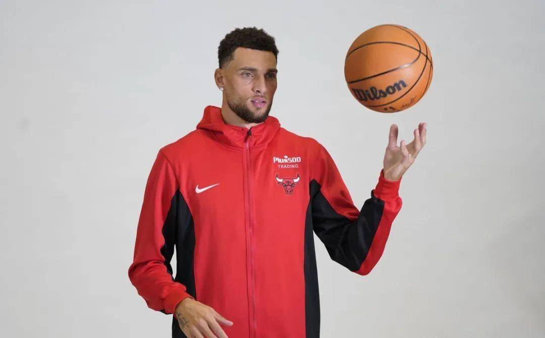 爱游戏体育app下载-包含欧篮联倒计时；马赛转会期队长鼓劲；细节引发关注；更衣室稳定；资深球员宣示担当的词条