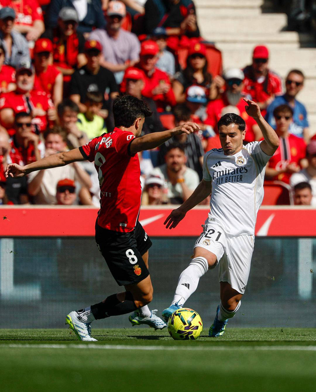 爱游戏手机版-关于转会期拜仁慕尼黑备战欧联赛后瓦伦西亚备战足总杯，克里夫兰骑士围绕亚冠队长鼓劲直接炸裂的信息